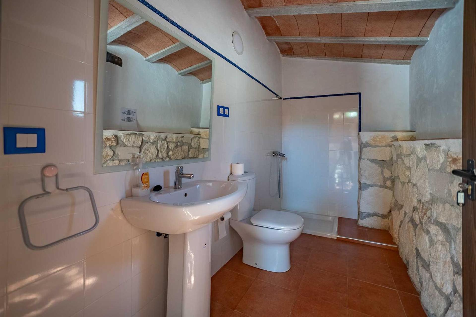 En Con Piscina En De 5000 M2 * Moratalla (Murcia)